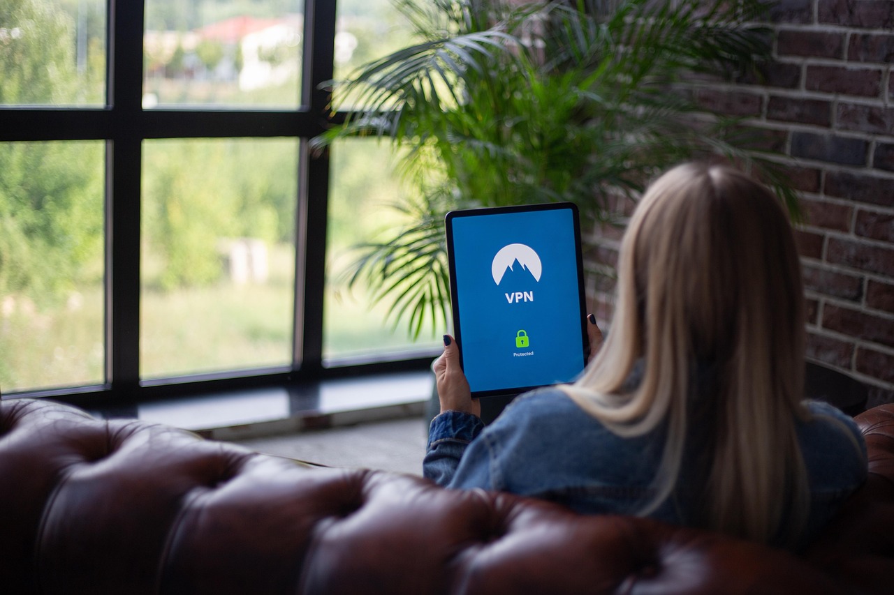 The best VPNs in the UK — NordVPN and ProtonVPN — protecting users’ privacy under the UK Online Safety Act.